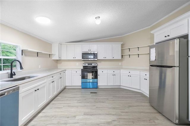 4060 Highway 81, Hampton, GA 30228