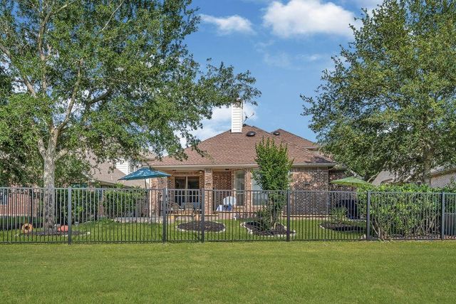 17219 Red Oak Bend Drive, Cypress, TX 77433