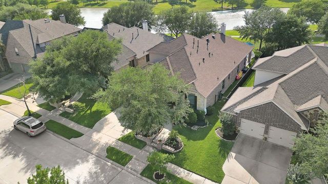 17219 Red Oak Bend Drive, Cypress, TX 77433