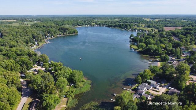 12167 Reyburn Drive NE, Sparta, MI 49345