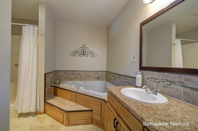 12167 Reyburn Drive NE, Sparta, MI 49345