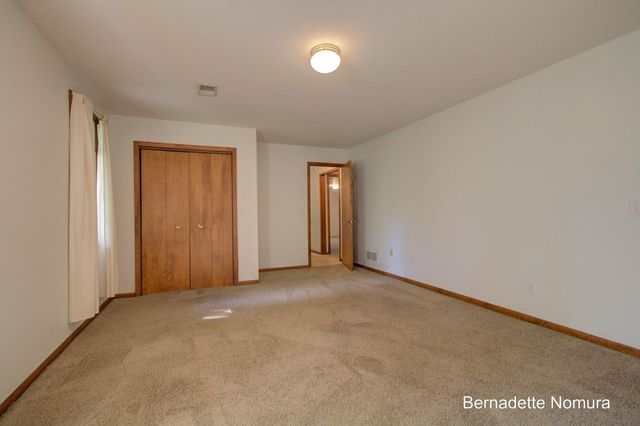 12167 Reyburn Drive NE, Sparta, MI 49345