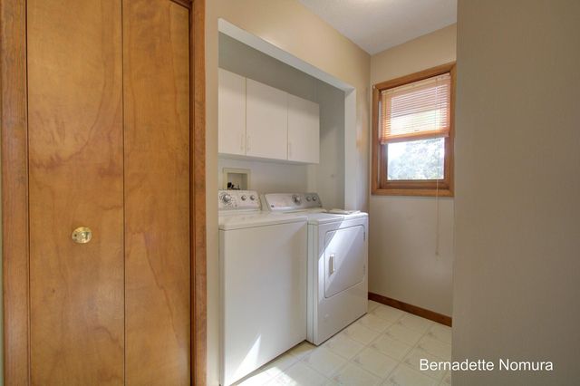 12167 Reyburn Drive NE, Sparta, MI 49345