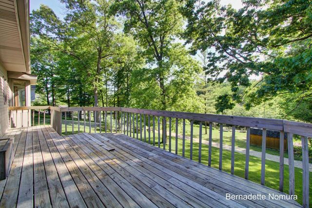 12167 Reyburn Drive NE, Sparta, MI 49345