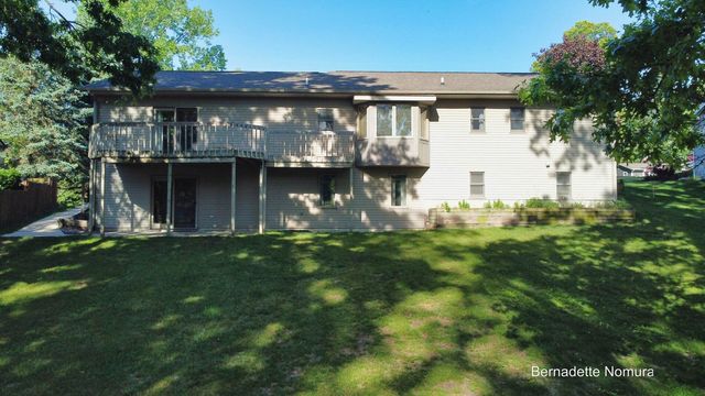 12167 Reyburn Drive NE, Sparta, MI 49345