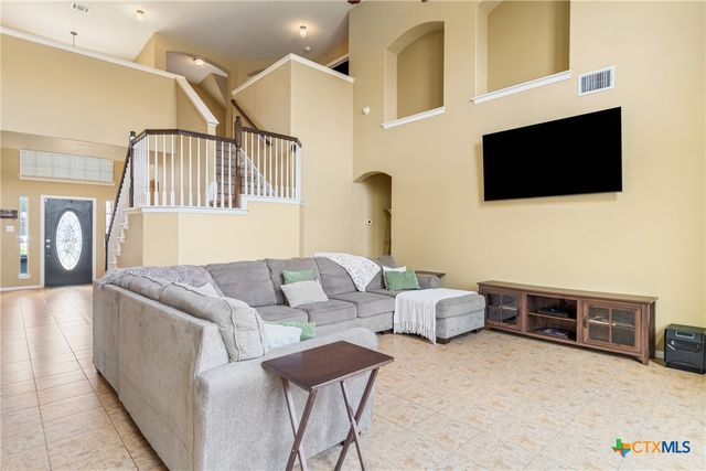 1002 Wallin Farms Cove, Hutto, TX 78634