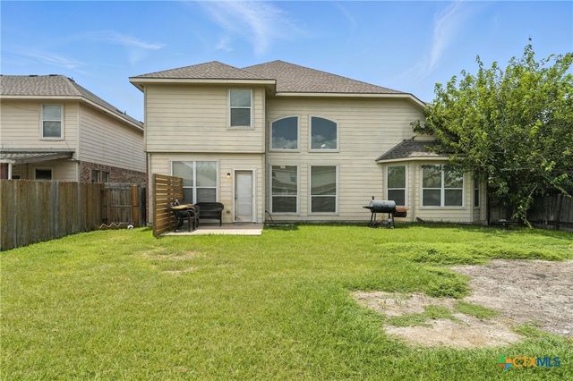 1002 Wallin Farms Cove, Hutto, TX 78634