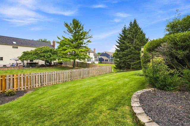 4640 Cutwater Lane, Hilliard, OH 43026