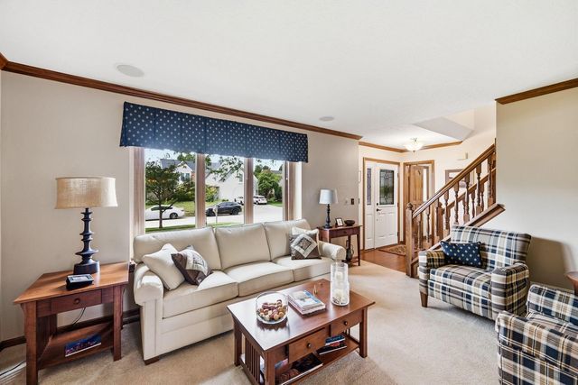 4640 Cutwater Lane, Hilliard, OH 43026