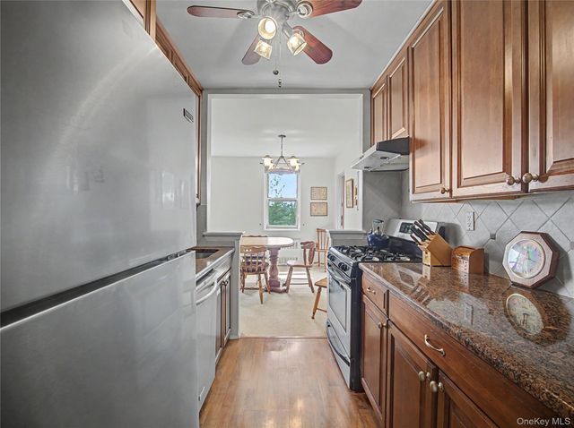 11 Balint 551, Yonkers, NY 10710