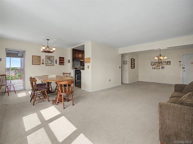 11 Balint 551, Yonkers, NY 10710