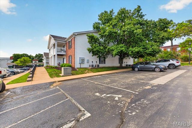 4301 Forder Gardens Place H, St Louis, MO 63129