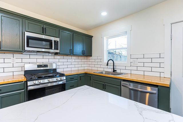 215 Harmon Street, Paris, KY 40361