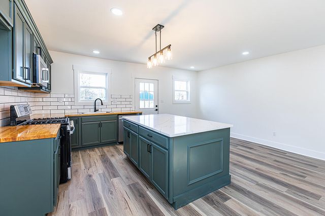 215 Harmon Street, Paris, KY 40361