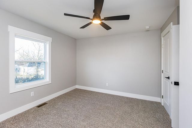 215 Harmon Street, Paris, KY 40361