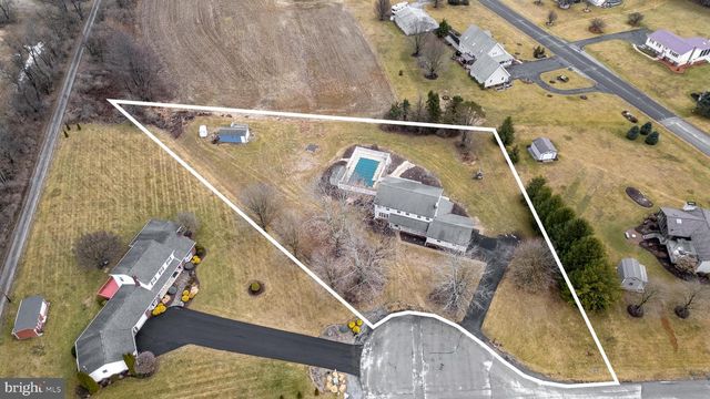 315 DEBI DR, Bellefonte, PA 16823