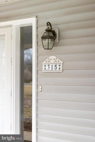 315 DEBI DR, Bellefonte, PA 16823