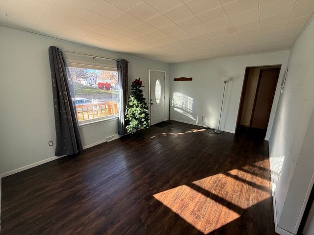 1104 Hemlock Avenue, Dixon, IL 61021