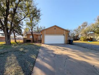 414 NW 97th Street, Oklahoma City, OK 73114