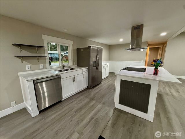 1040 NE Larson Boulevard, Belfair, WA 98528