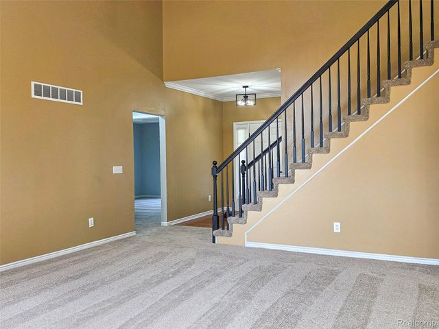 221 Maplewood Drive, Brandon Charter Township, MI 48348