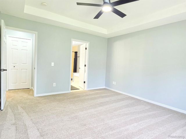 221 Maplewood Drive, Brandon Charter Township, MI 48348