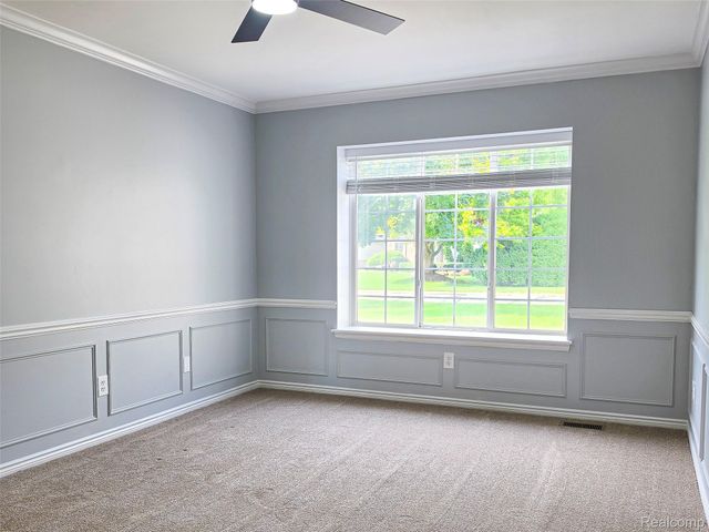 221 Maplewood Drive, Brandon Charter Township, MI 48348