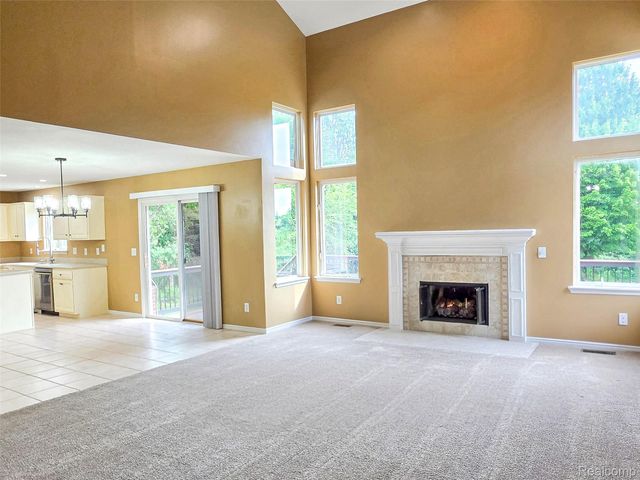 221 Maplewood Drive, Brandon Charter Township, MI 48348