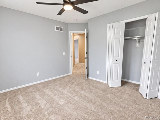 221 Maplewood Drive, Brandon Charter Township, MI 48348