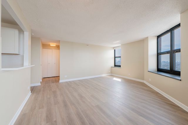 3660 N Lake Shore Drive 2312, Chicago, IL 60613