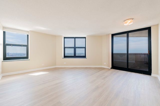 3660 N Lake Shore Drive 2312, Chicago, IL 60613