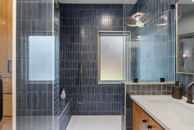 206 Cargill DR, Spicewood, TX 78669