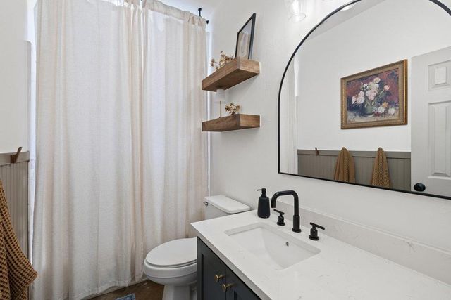 206 Cargill DR, Spicewood, TX 78669