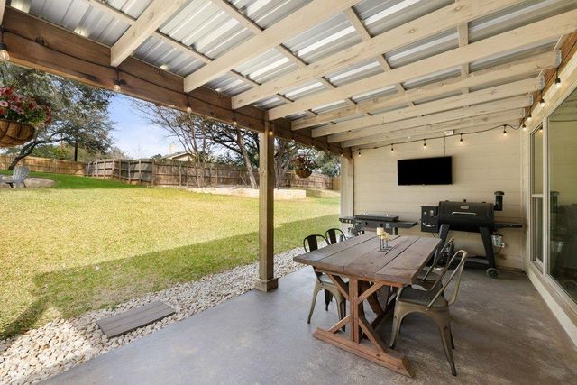 206 Cargill DR, Spicewood, TX 78669