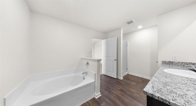 18524 Speculator LN, Elgin, TX 78621