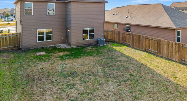 18524 Speculator LN, Elgin, TX 78621