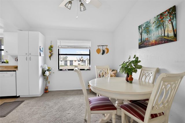 8565 CHARTER CLUB CIRCLE 6, Fort Myers, FL 33919