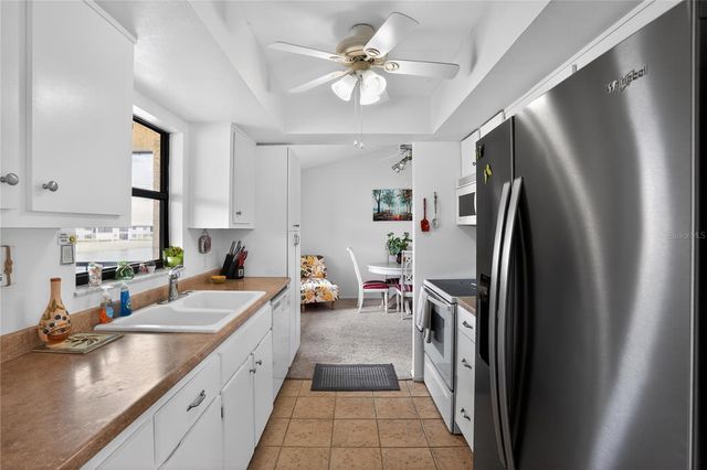 8565 CHARTER CLUB CIRCLE 6, Fort Myers, FL 33919