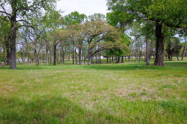 411 County Road 4313, Ben Wheeler, TX 75754