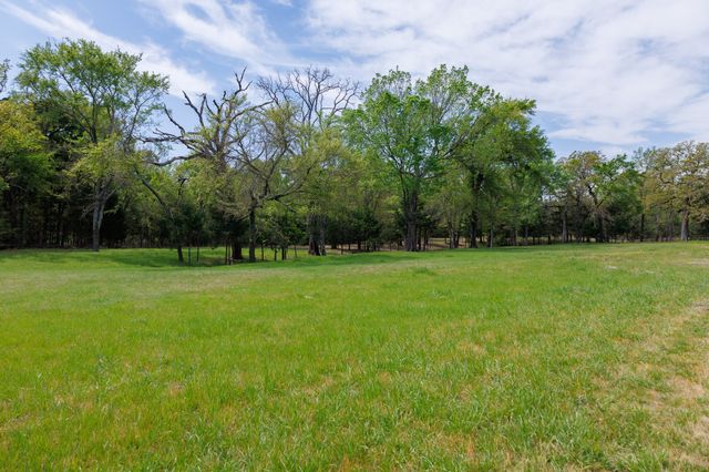 411 County Road 4313, Ben Wheeler, TX 75754