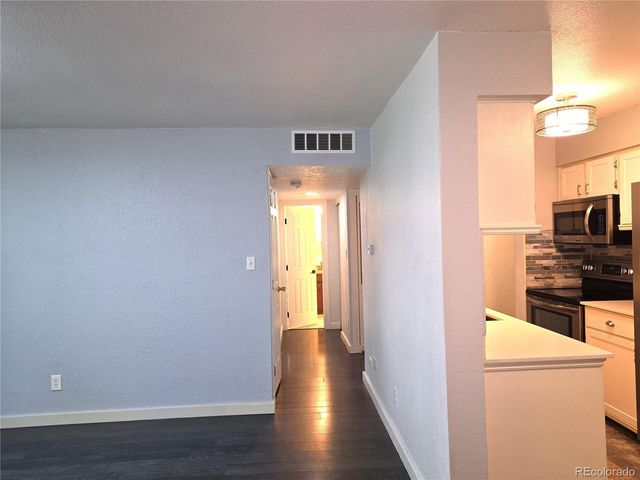 7755 E Quincy Avenue 103, Denver, CO 80237