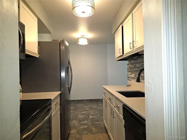 7755 E Quincy Avenue 103, Denver, CO 80237