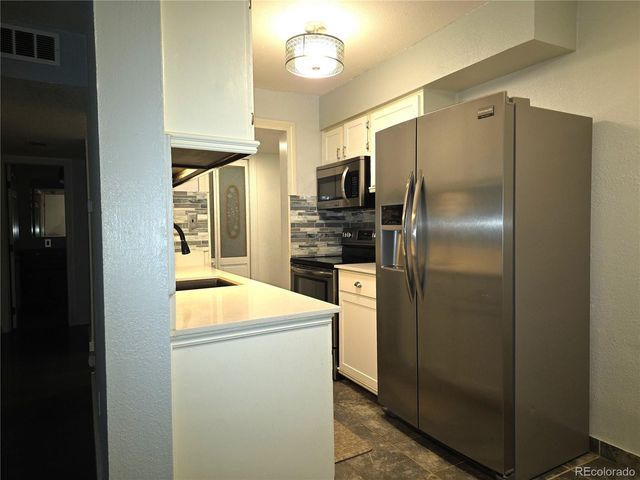 7755 E Quincy Avenue 103, Denver, CO 80237