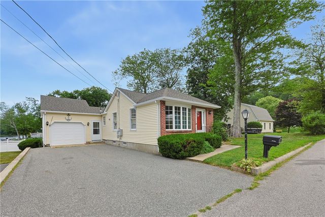 200 Waterman Lake Drive, Glocester, RI 02814
