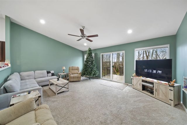 159 St Clair Circle, Brooklyn, MI 49230