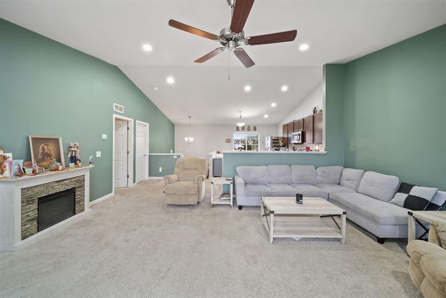 159 St Clair Circle, Brooklyn, MI 49230