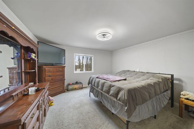 159 St Clair Circle, Brooklyn, MI 49230