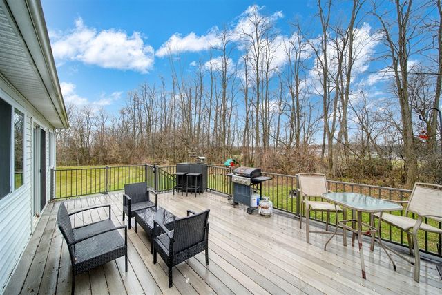 159 St Clair Circle, Brooklyn, MI 49230