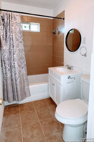 134 FERNLEAF AVE, San Antonio, TX 78211