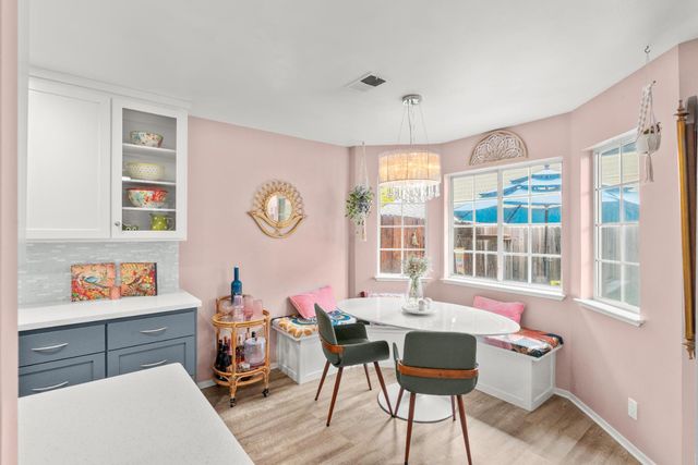 4773 Courtland Ln, Carmichael, CA 95608